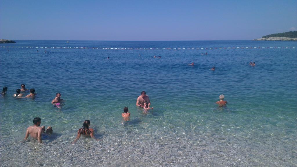 Holiday House Villa Neda Utjeha Δωμάτιο φωτογραφία