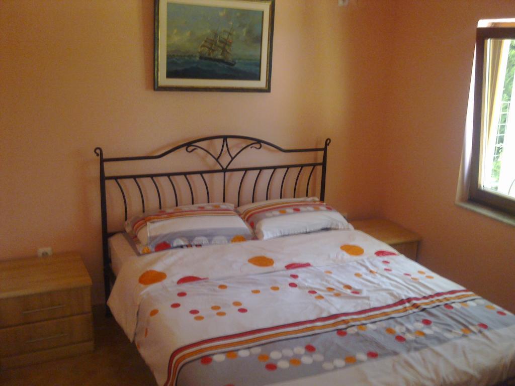 Holiday House Villa Neda Utjeha Δωμάτιο φωτογραφία